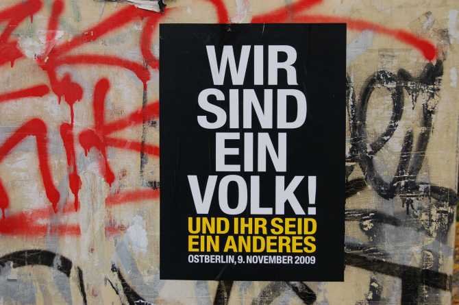 Wir sind ein Volk und Ihr ein anderes