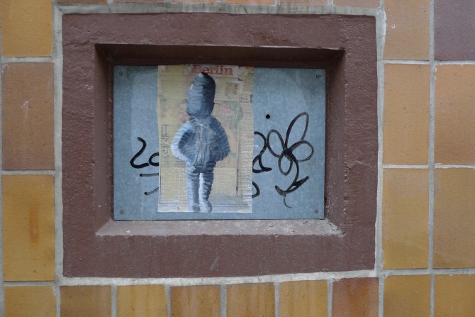 Zeitungspapier Paste-Up